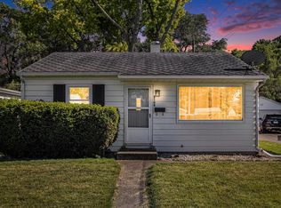 2109 Panama St, Mishawaka, IN 46544