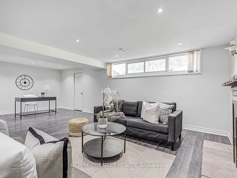 107 Sweeney Dr — Photo 13