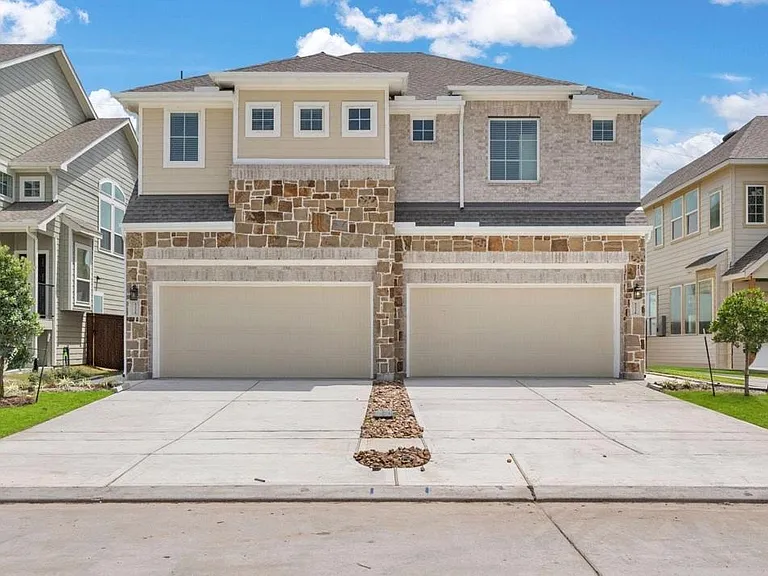 5234 Capricorn Way — Photo 2