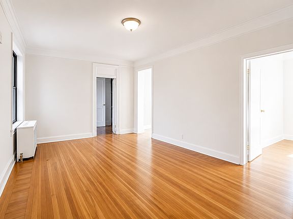 3rd image of 138 Haven Ave APT 24D