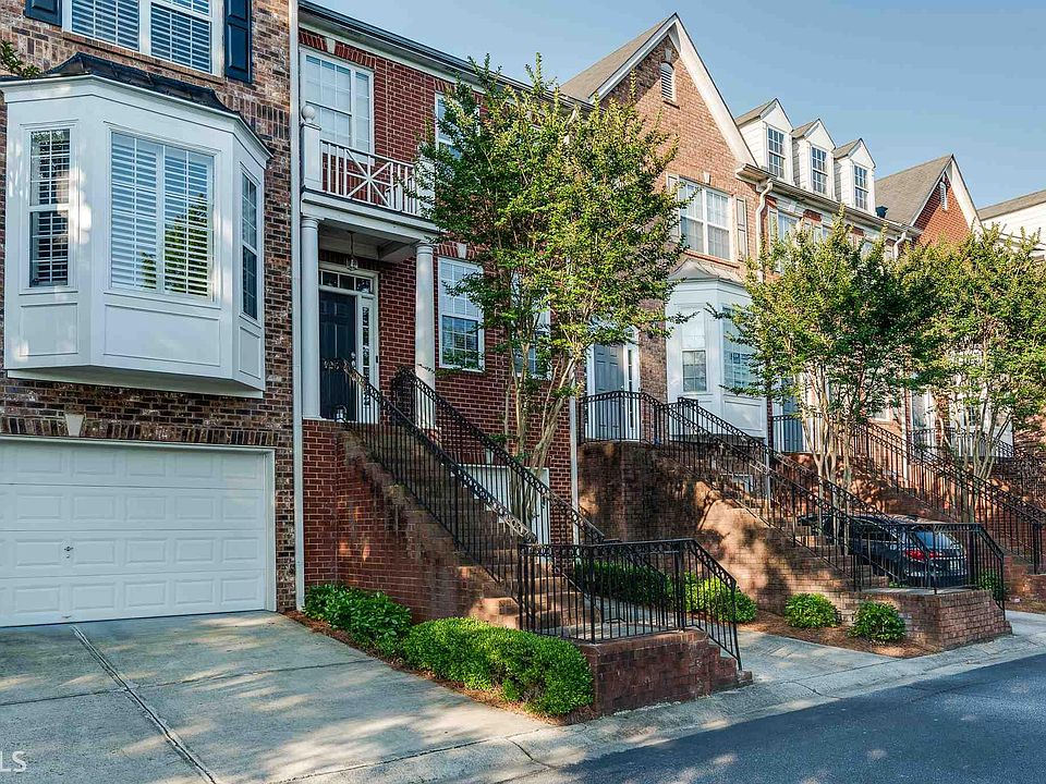 1st image of 425 Iona Abbey Ct SE