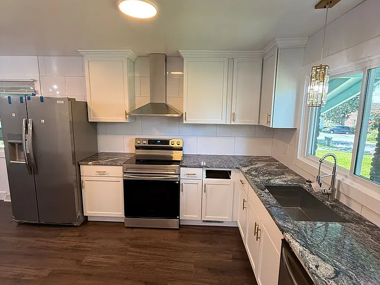 135 Grandview Ave — Photo 37