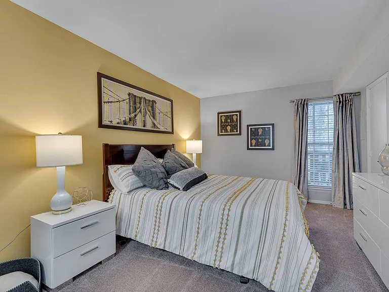 Trailwood Crossing Apartments — Photo 11