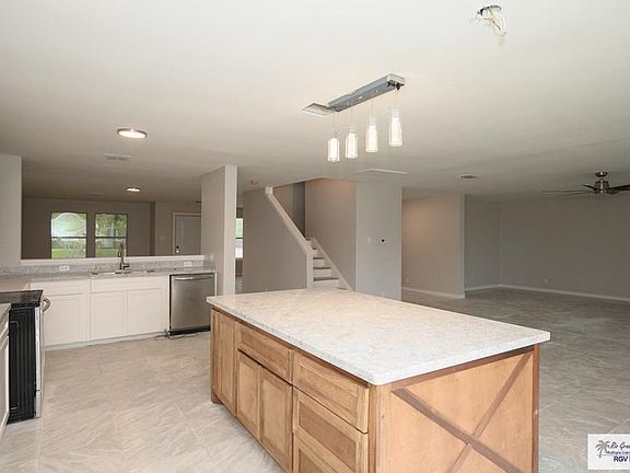 3rd image of 3808 Cenizo St
