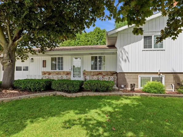 4118 Michigan AVENUE, Manitowoc, WI 54220