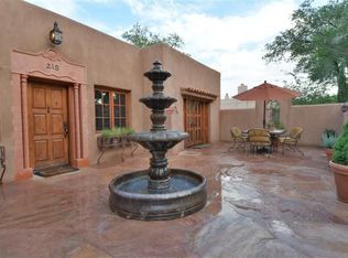 215 Richmond Dr SE, Albuquerque, NM 87106