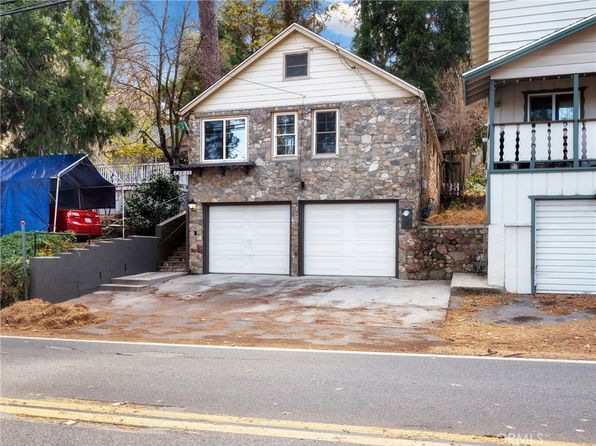 22835 Waters Dr, Crestline, CA 92325