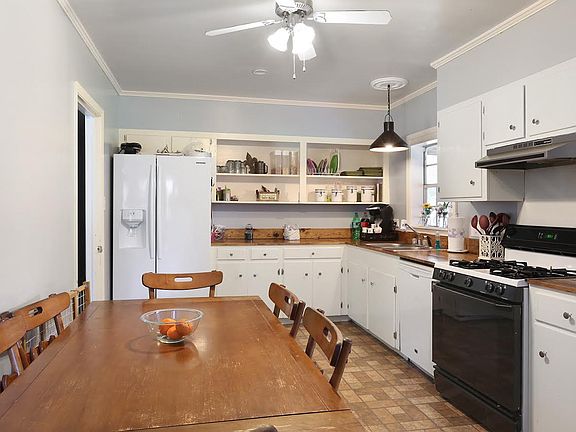4th image of 1025 Lona Rester Pl