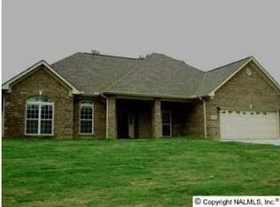 170 Derby Dr, Decatur, AL 35603
