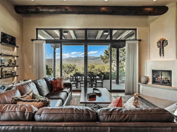 2951 Tesuque Overlook, Santa Fe, NM 87506