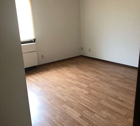 5th image of 10834 W Donna Dr #2
