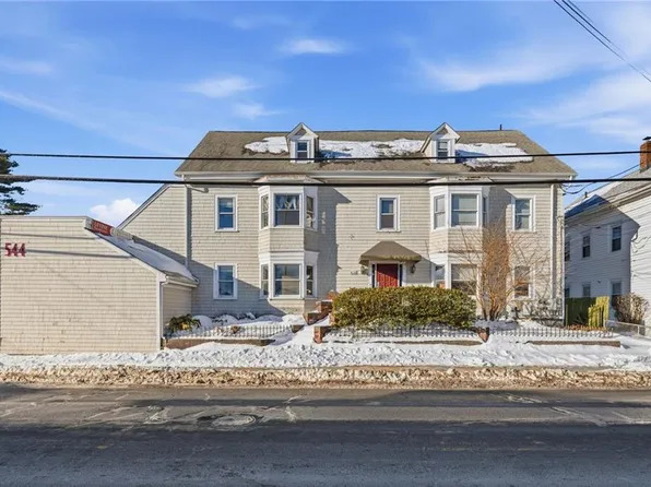 544 Douglas Ave, Providence, RI 02908