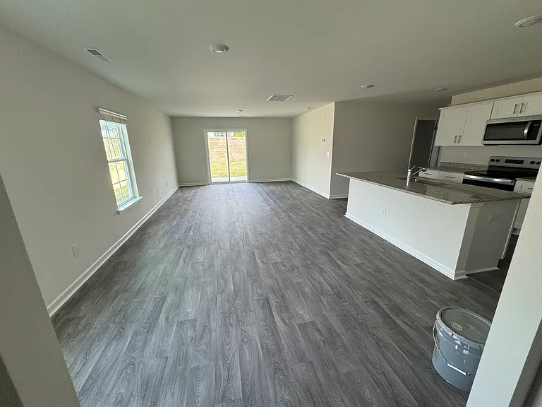 113 Beechwood Cir — Photo 8