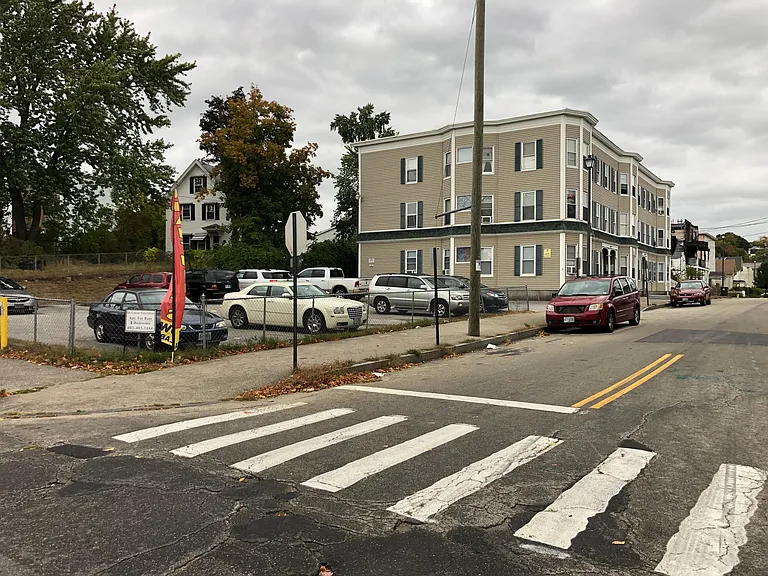 360 Merrimack St — Photo 1