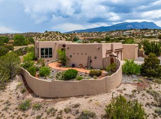 3 Calle Cienega Ct, Placitas, NM 87043
