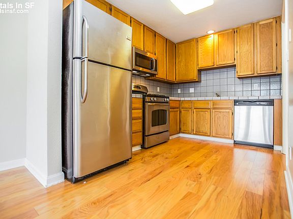 3rd image of 358 22nd Ave #1