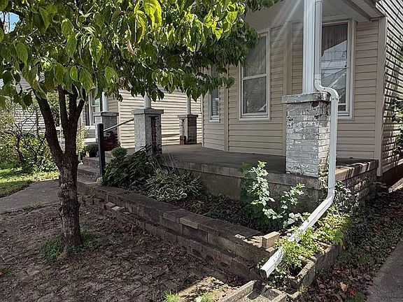 3rd image of 419 Williams Ave