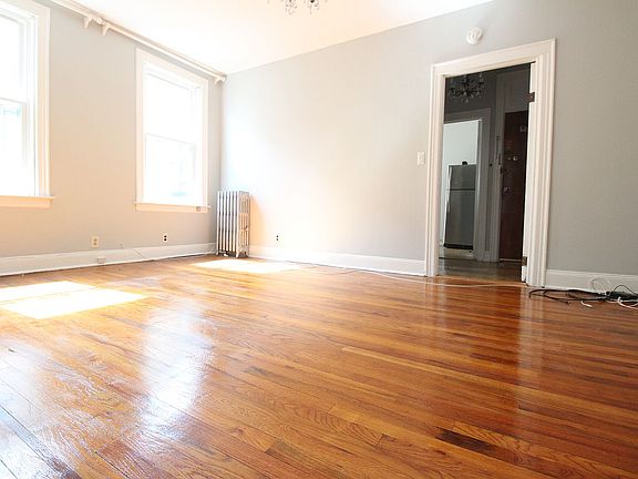 5th image of 45-23 41st St APT 3R