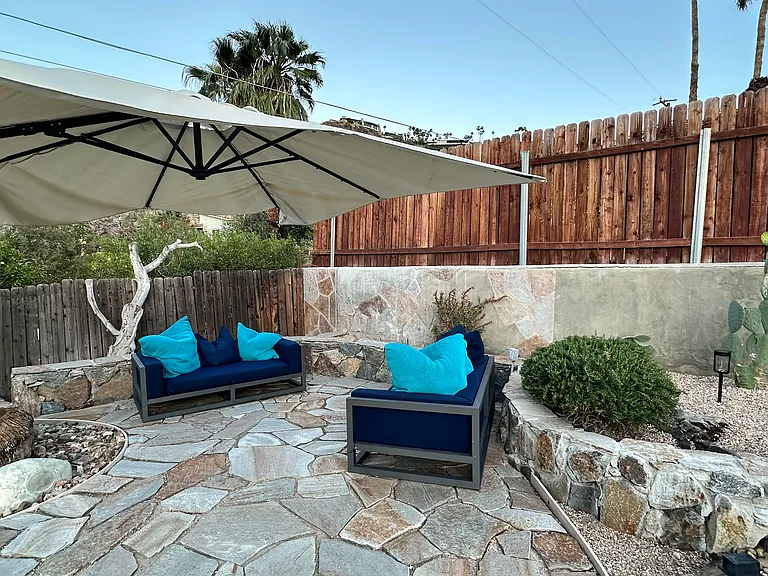 2270 E Smokewood Ave — Photo 33