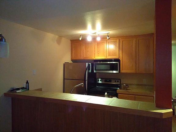 5th image of 1003 S 308th St APT 23