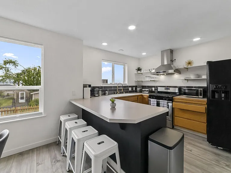 37 E North Camano Dr — Photo 8