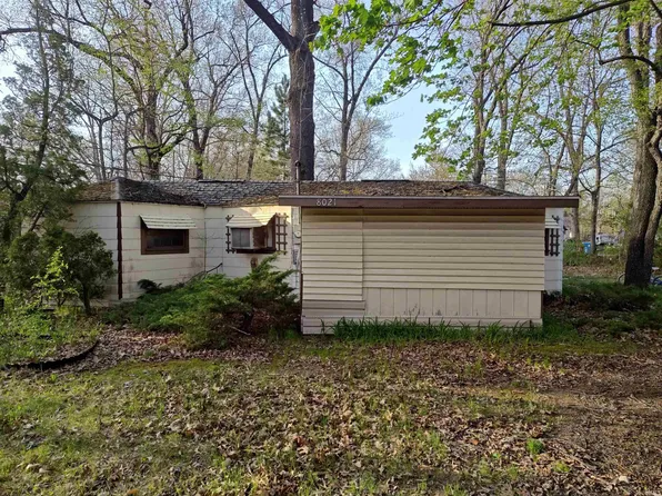 8021 N Bush St, Walkerton, IN 46574