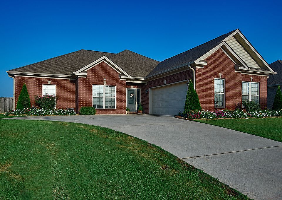 1st image of 134 Meadowridge Dr