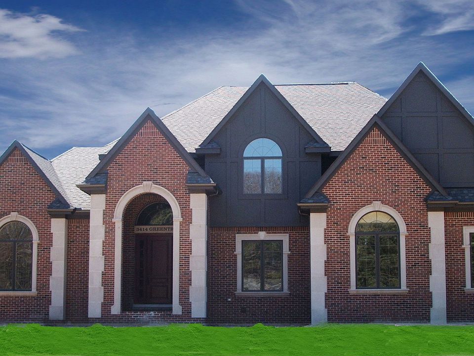 Arriving at 3414 Greentree