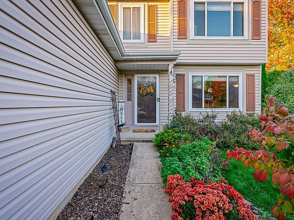 4th image of 8314 Evergreen Ct