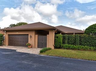 2423 Sweetwater Country Club Dr, Apopka, FL 32712