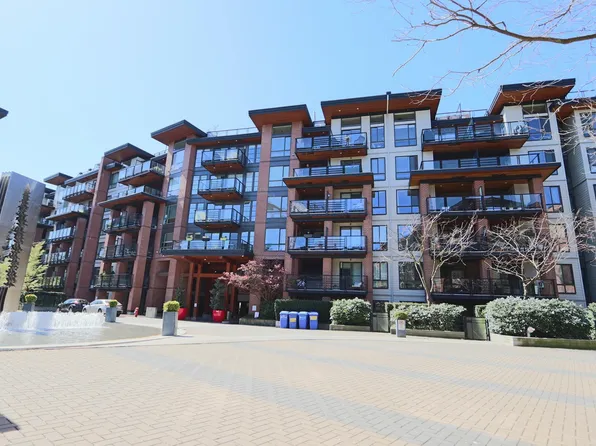 723 W 3rd St #429, North Vancouver, BC V7L 1G8