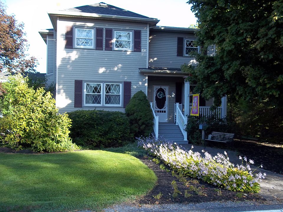 New 2013 Vinyl  porch &door