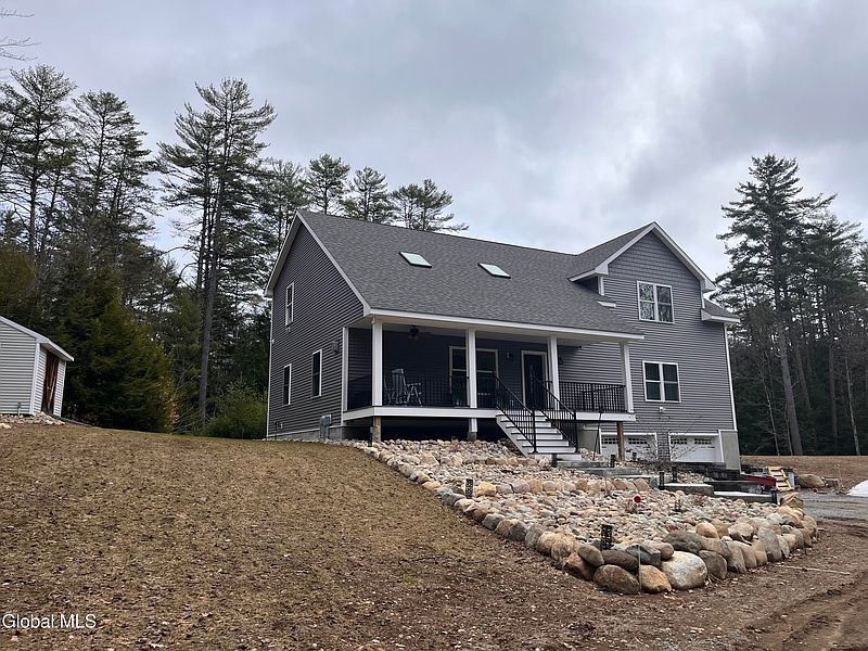 2nd image of 41 Moffitt Road