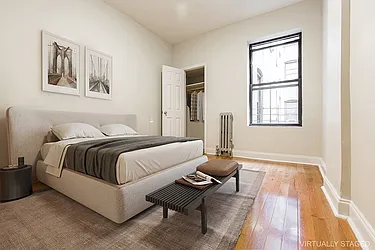 Rented by Dixon Advisory USA Inc.