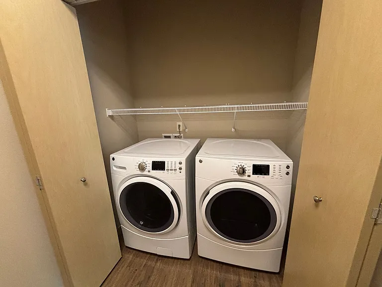 Lincoln Street Apartments — Photo 93