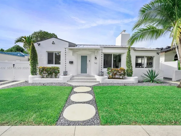 742 NE 82nd Ter, Miami, FL 33138