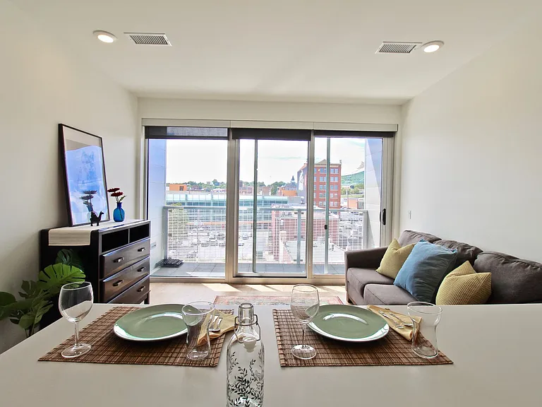Terrace on Walnut — Photo 12