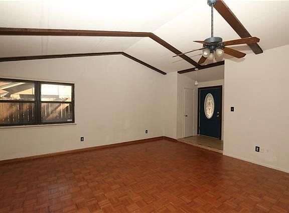 3rd image of 3511 Hillridge Dr