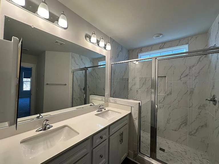 521 Robinwood Pl — Photo 7