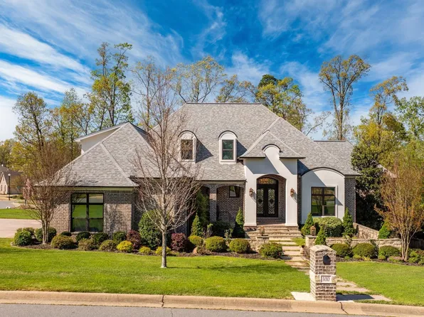 3010 Woodsgate Dr, Little Rock, AR 72211