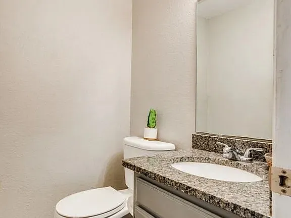 7500 Chapin Rd #A104 — Photo 11