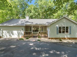 17 Fairway Dr, Palmyra, VA 22963