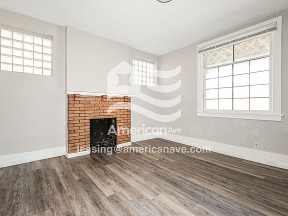 3-Living Room
