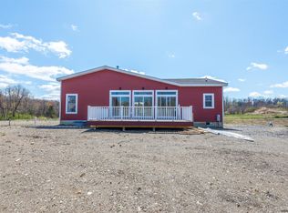 121 Cloverview Dr, Sand Lake, NY 12153