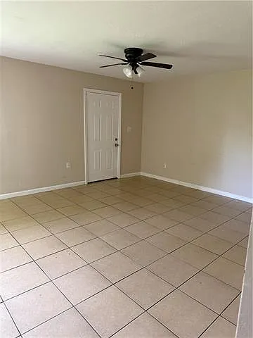 1945 Pace Blvd #101 — Photo 7