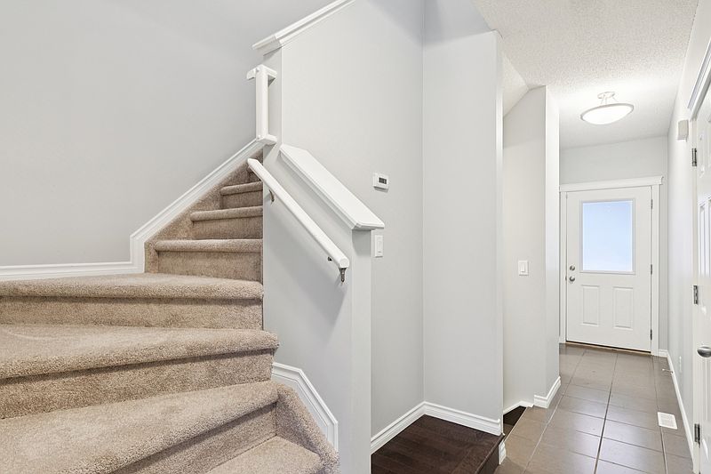 Edmonton Apartment for rent - 3 Bedrooms — photo 17