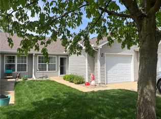 1725 S Albany Pl, Decatur, IL 62521