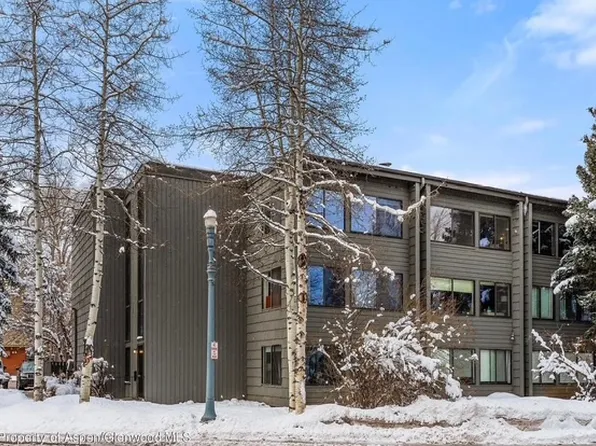 725 E Main St, Aspen, CO