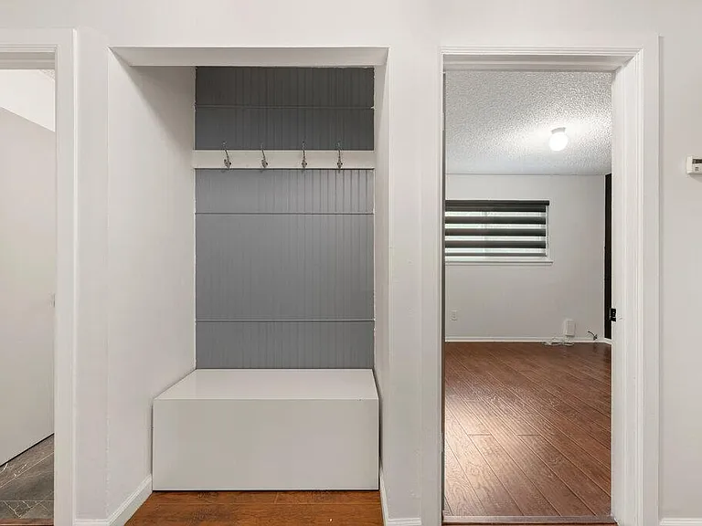 1003 Minda Dr — Photo 20