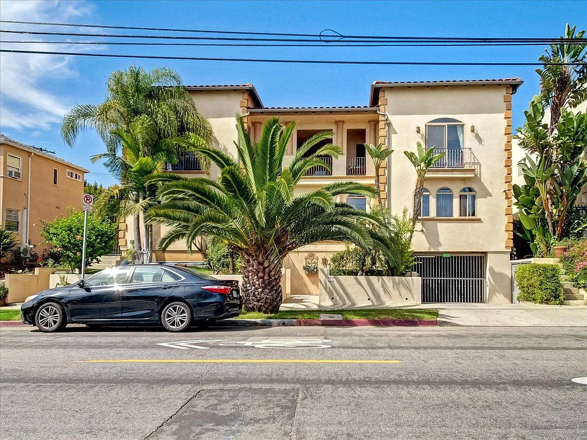 1 bed, $3,500 — Photo 1